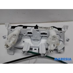 Renault - Clio - Heater control panel