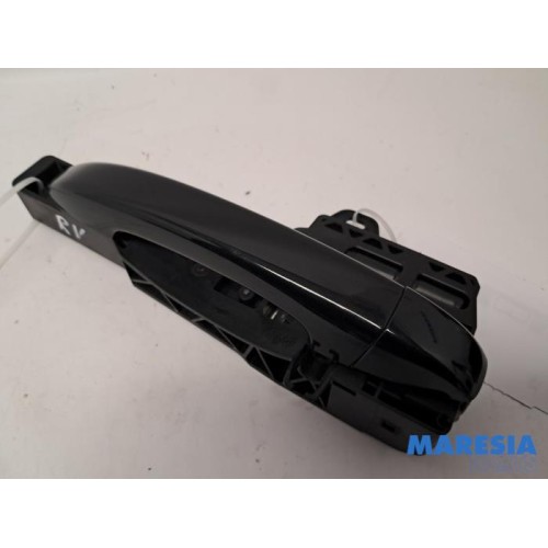 Renault - Clio - Front door handle 4-door, right