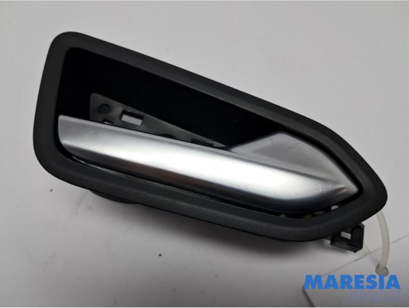 Renault - Clio - Front door handle 4-door, right