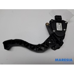 Renault - Clio - Throttle pedal position sensor