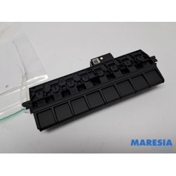 Renault - Clio - Panic lighting switch