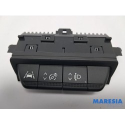 Renault - Clio - AIH headlight switch