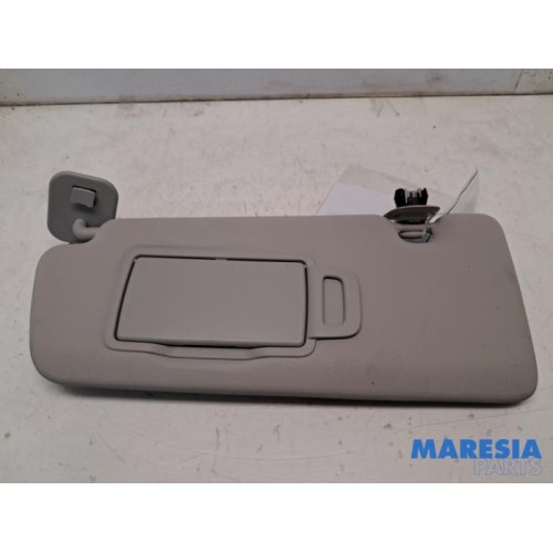 Renault - Clio - Sun visor