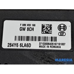 Renault - Clio - Module (miscellaneous)