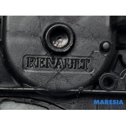 Renault - Clio - Tailgate lock mechanism