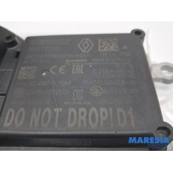 Renault - Clio - Radar sensor