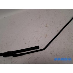 Renault - ZOE - Front wiper arm