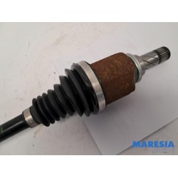 Renault - ZOE - Front drive shaft, left