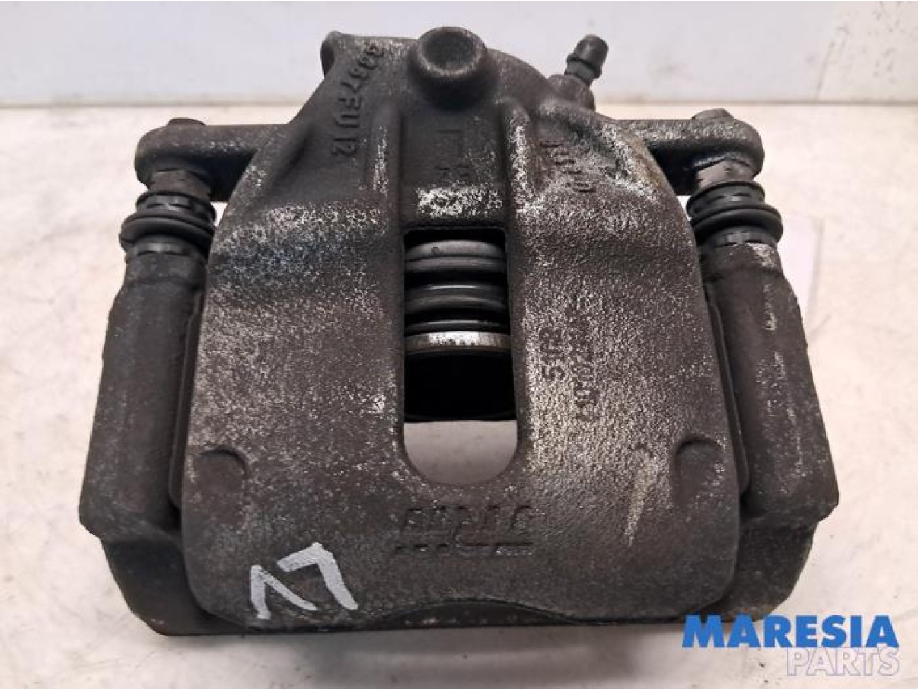 Renault - ZOE - Front brake calliper, left