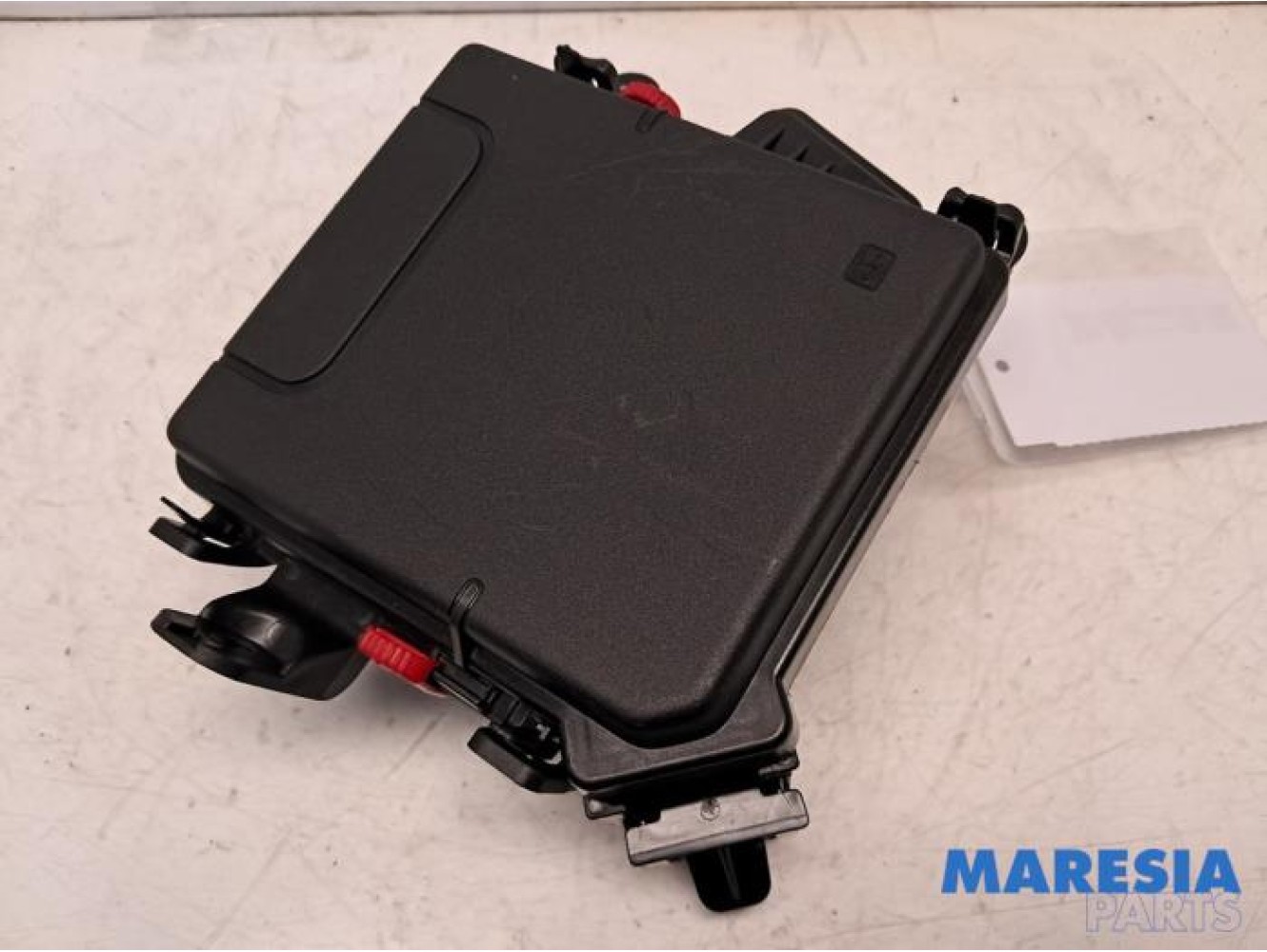 Renault - ZOE - Fuse box