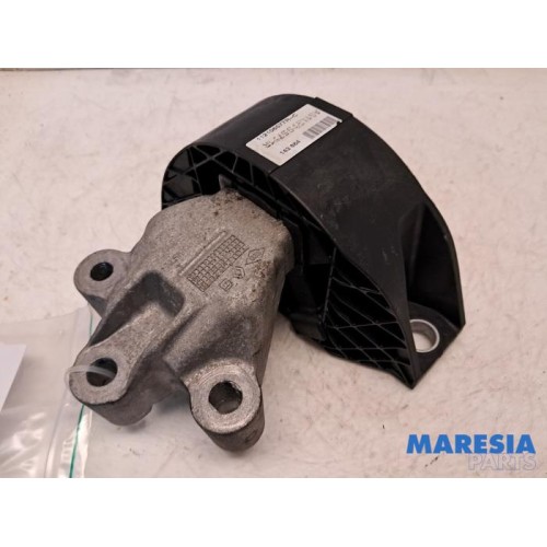 Renault - ZOE - Engine mount