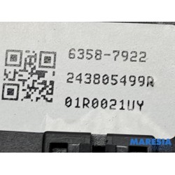 Renault - Clio - Fuse box