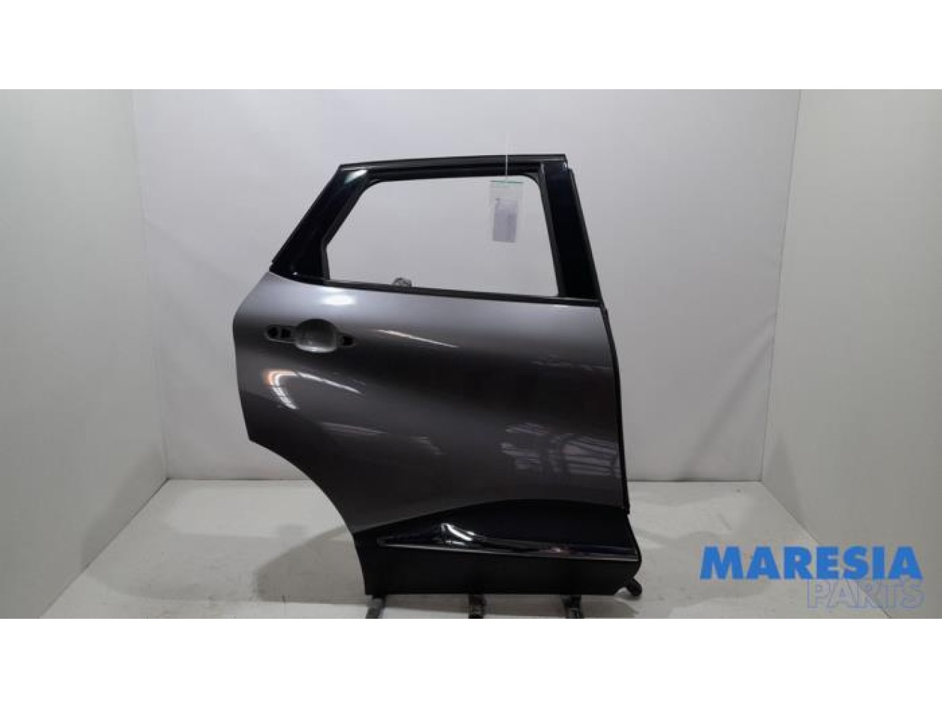 Renault - Captur - Rear door 4-door, right