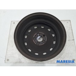 Opel - Vivaro - Wheel