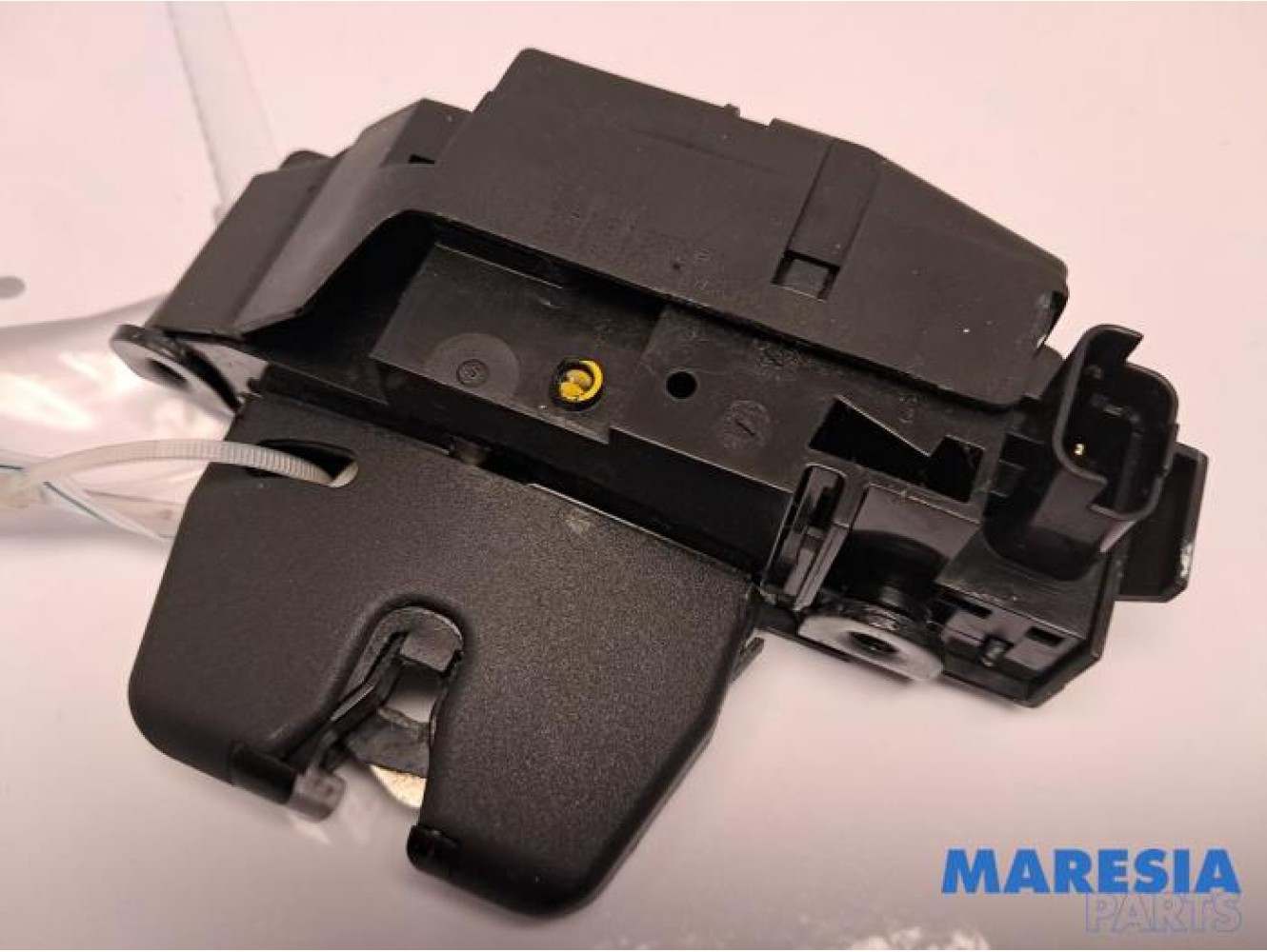 Citroen - C3 - Tailgate lock mechanism
