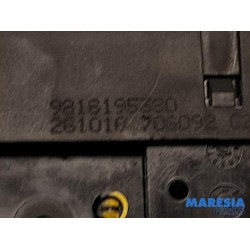 Citroen - C3 - Tailgate lock mechanism