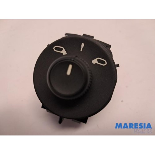 Citroen - C3 - Mirror switch