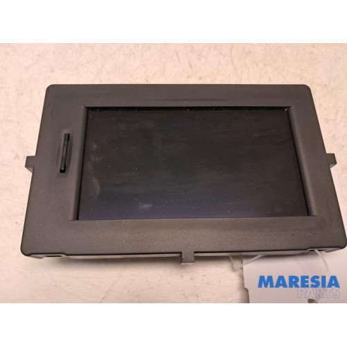 Renault - Scenic - Navigation Display