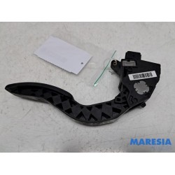 Opel - Vivaro - Accelerator pedal