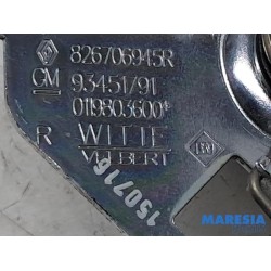 Opel - Vivaro - Sliding door lock mechanism, right