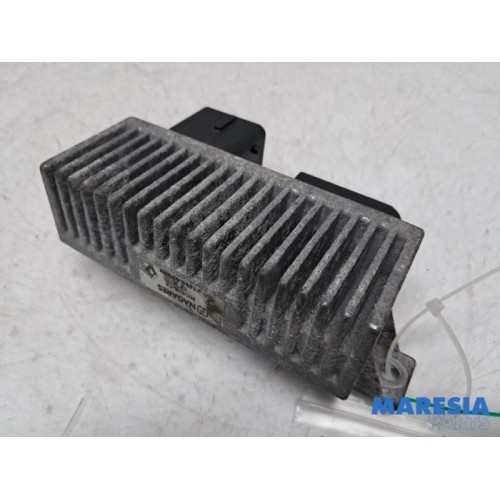 Opel - Vivaro - Glow plug relay