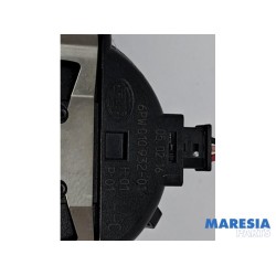 Opel - Vivaro - Rain sensor