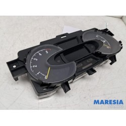 Opel - Vivaro - Instrument panel