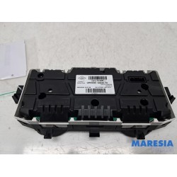 Opel - Vivaro - Instrument panel