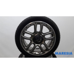 Fiat - 500 - Sportvelgenset + banden