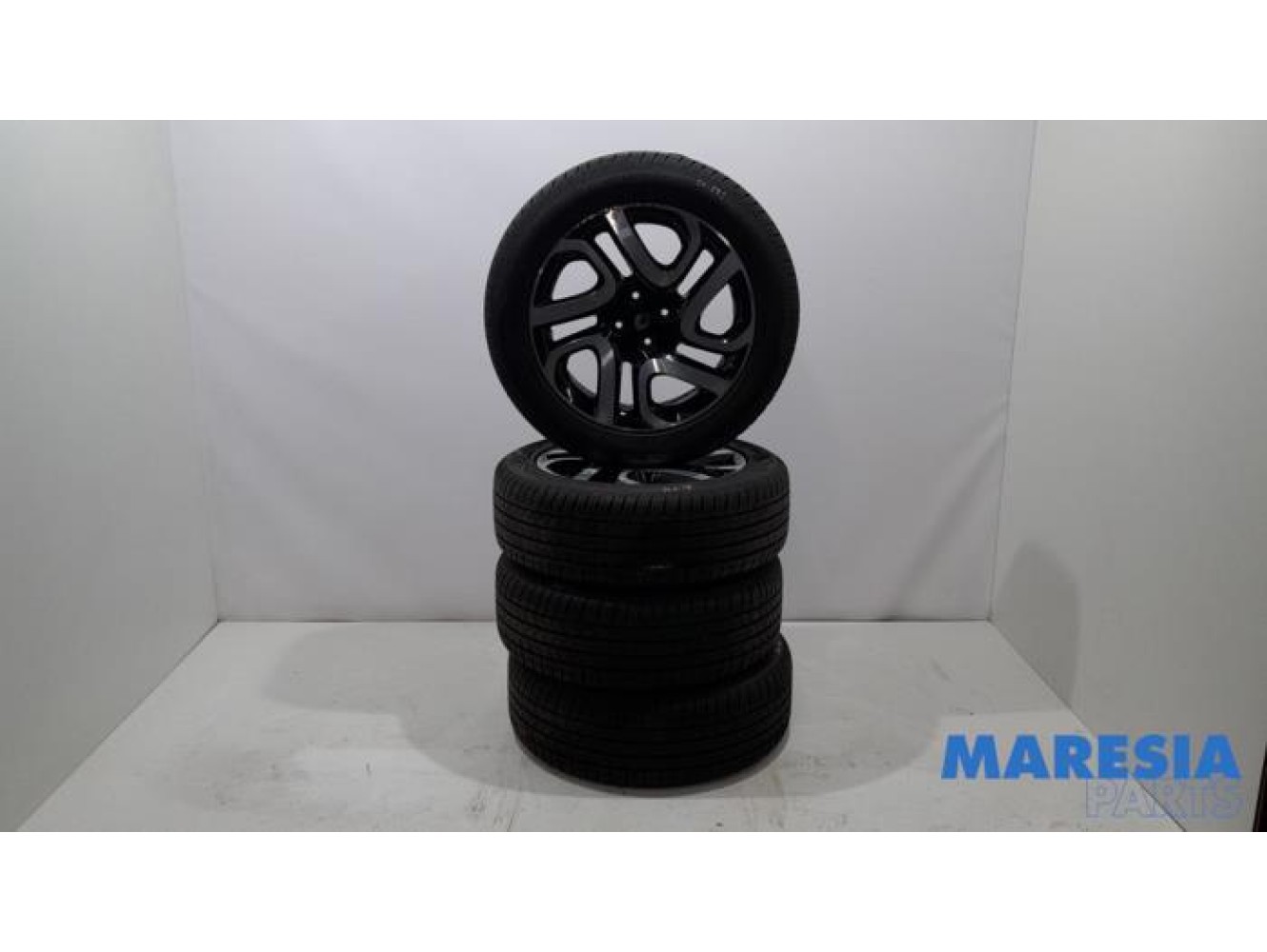 Renault - Captur - Sportvelgenset + banden