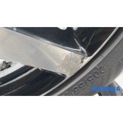 Renault - Captur - Sportvelgenset + banden