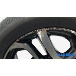 Renault - Captur - Sportvelgenset + banden