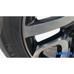 Renault - Captur - Sportvelgenset + banden