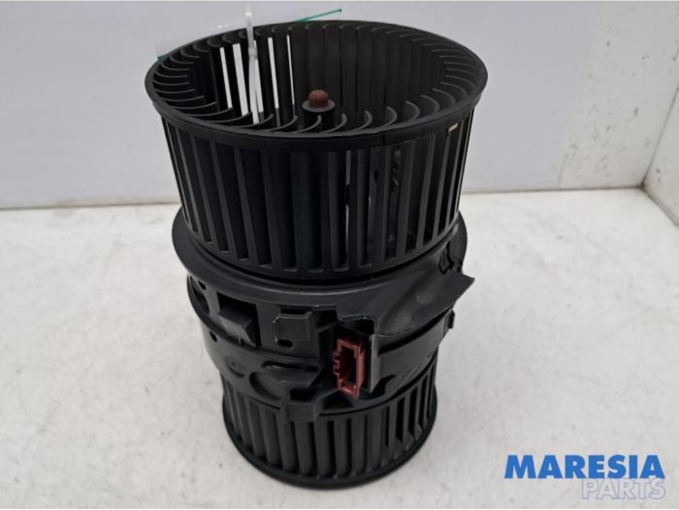 Opel - Vivaro - Heating and ventilation fan motor