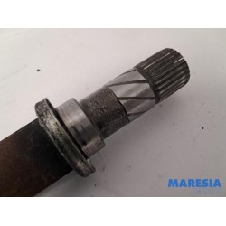 Renault - Scenic - Front drive shaft, right