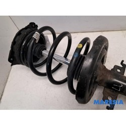 Renault - Scenic - Front shock absorber rod, left