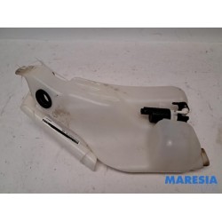 Renault - Scenic - Front windscreen washer reservoir