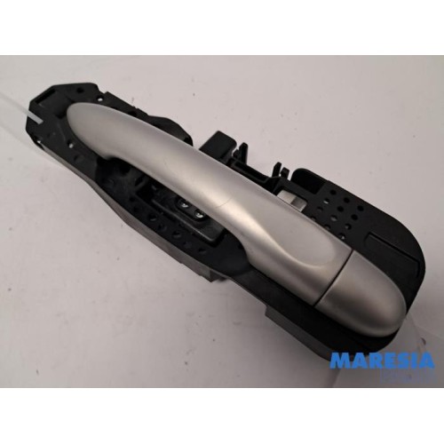 Renault - Scenic - Rear door handle 4-door, right