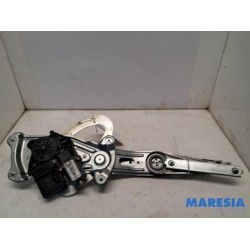 Renault - Scenic - Rear door window mechanism 4-door, right