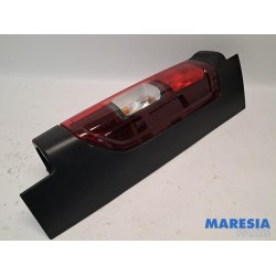 Opel - Vivaro - Achterlicht links