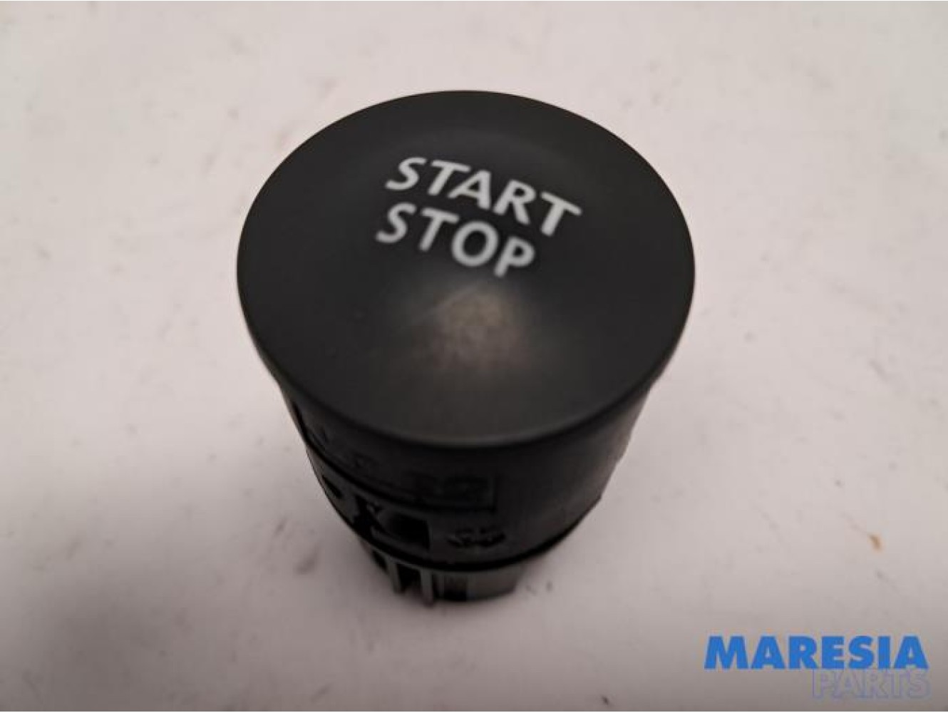 Renault - ZOE - Start/stop switch
