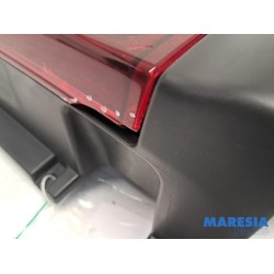 Opel - Vivaro - Achterlicht rechts