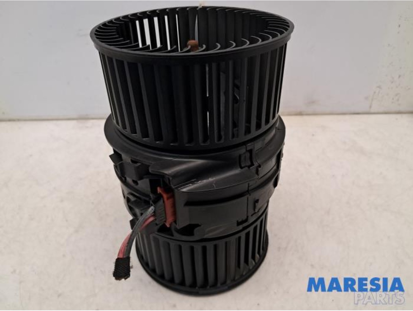Renault - Scenic - Heating and ventilation fan motor