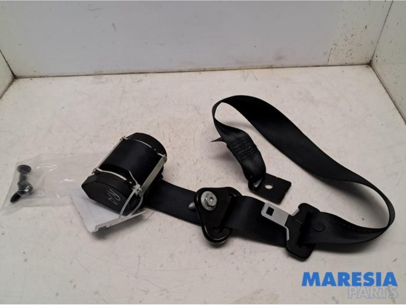 Renault - Scenic - Rear seatbelt, right