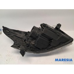 Opel - Vivaro - Koplamp links