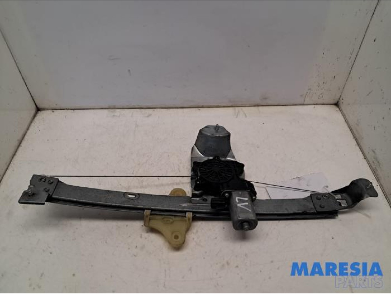 Renault - ZOE - Window mechanism 4-door, front left
