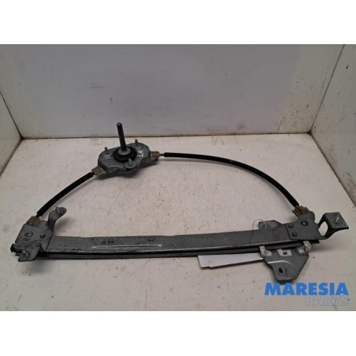 Renault - ZOE - Rear door window mechanism 4-door, left