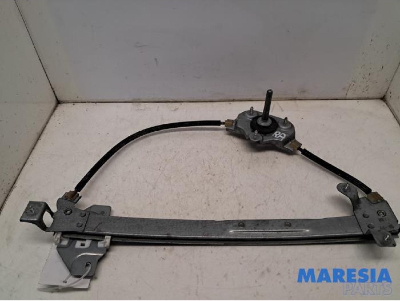 Renault - ZOE - Rear door window mechanism 4-door, right