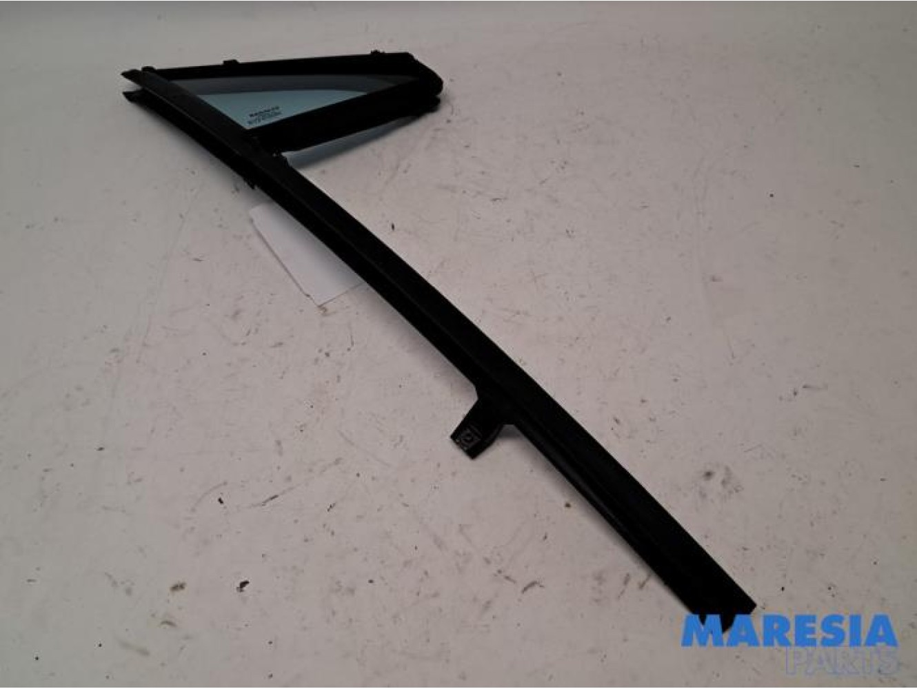 Renault - ZOE - Quarter light, front right