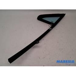 Renault - ZOE - Quarter light, front right